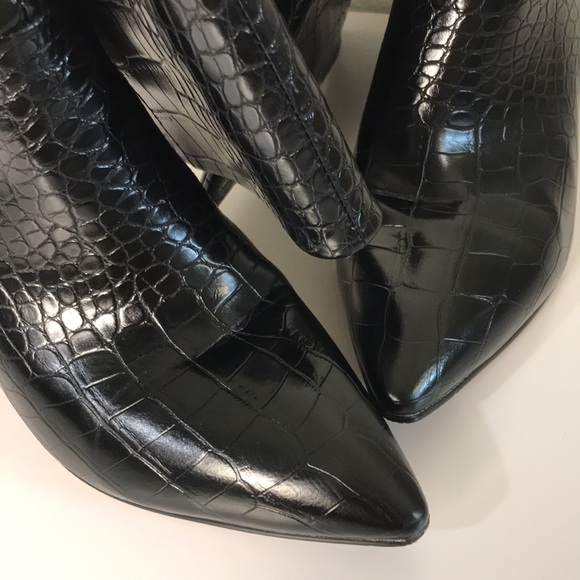 Black knee-high faux crocodile boots - Picture 4 of 7